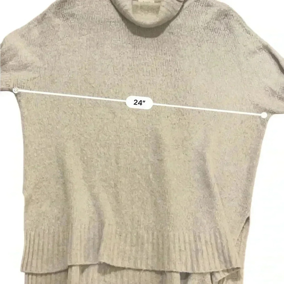 Joie Soft wool blend turtleneck sweater longer length lightweight off white med - Picture 4 of 9